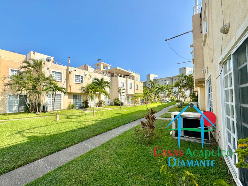 Puente Del Mar Wonder I Casa 24 - Salida a las áreas comunes 3